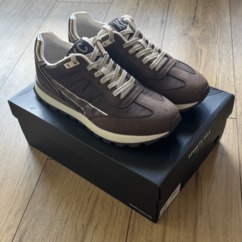 New with Box Kenneth Cole Pryor Dark Brown Sneakers Men’s Size 10.5M